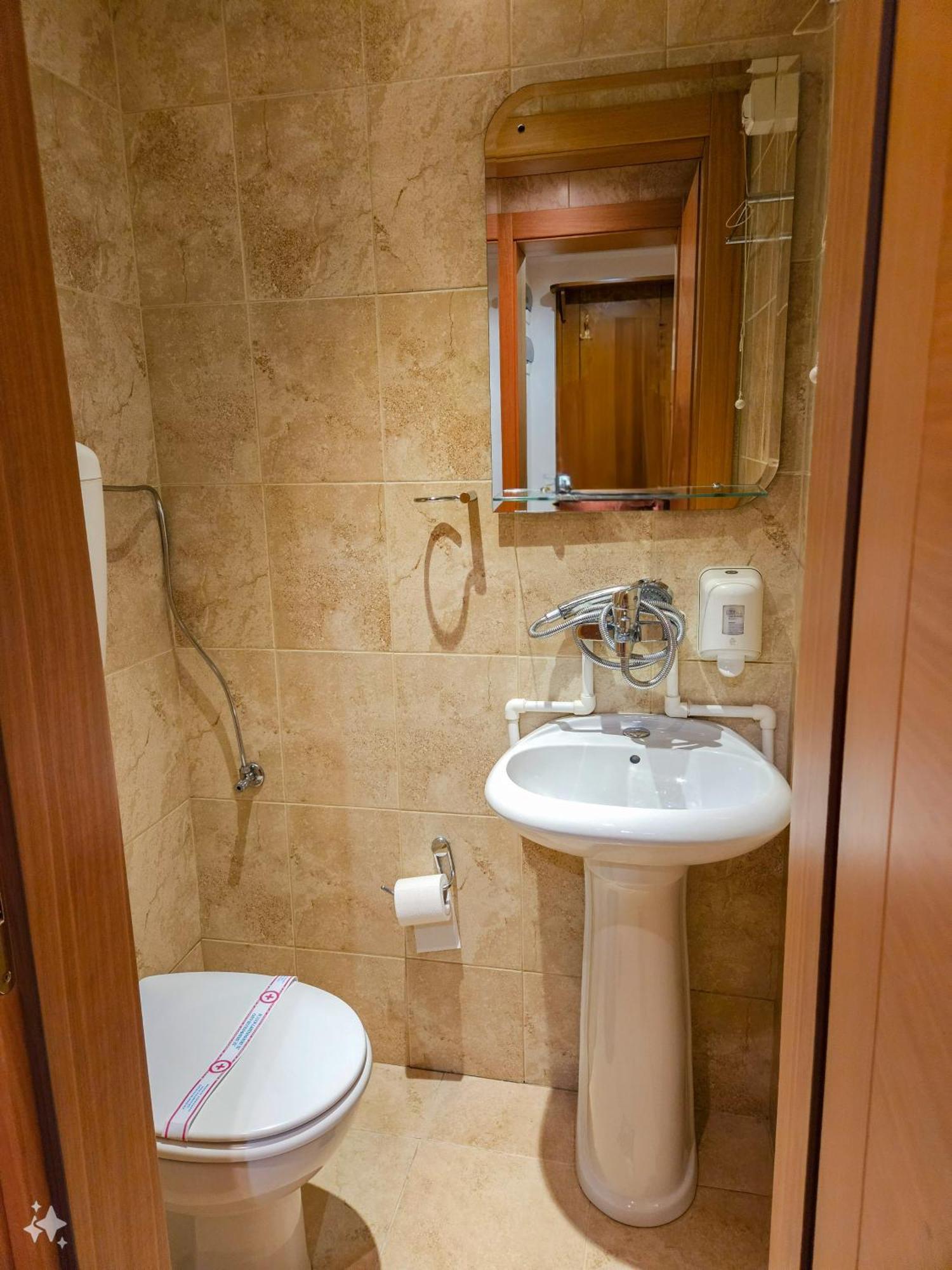 Mali Hotel Bambis Podgorica Extérieur photo